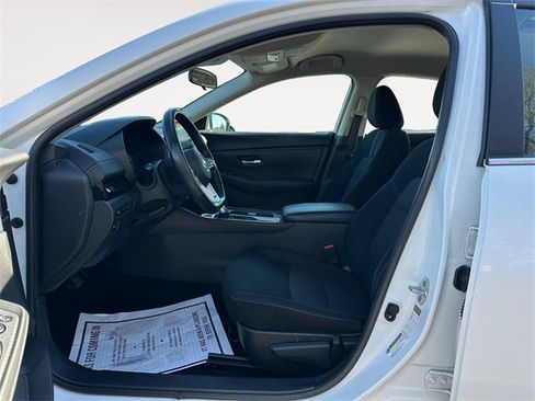 Used 2023 Nissan Sentra SV w/ All-Weather Package image 9