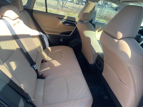 New 2025 Toyota RAV4 XLE w/ Convenience Package AWD/4WD image 30