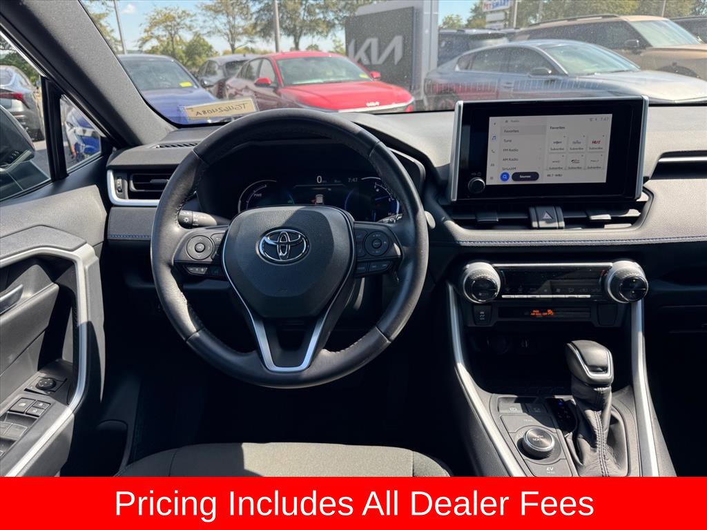 Used 2024 Toyota RAV4 SE AWD/4WD image 13
