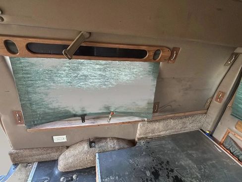 Used 2000 Ford E-350 and Econoline 350 Extended Super Duty RWD image 37