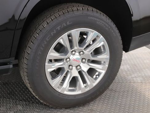 Used 2025 GMC Yukon Denali image 14