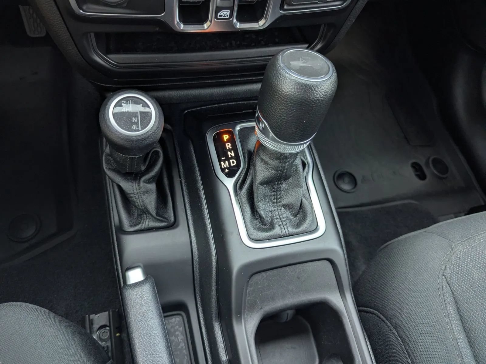 Used 2023 Jeep Wrangler Unlimited Sport w/ Sun And Sound Package AWD/4WD image 27