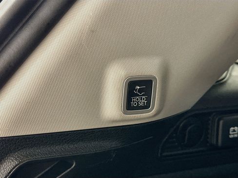 Used 2022 Jeep Grand Cherokee Limited 4xe AWD/4WD image 32