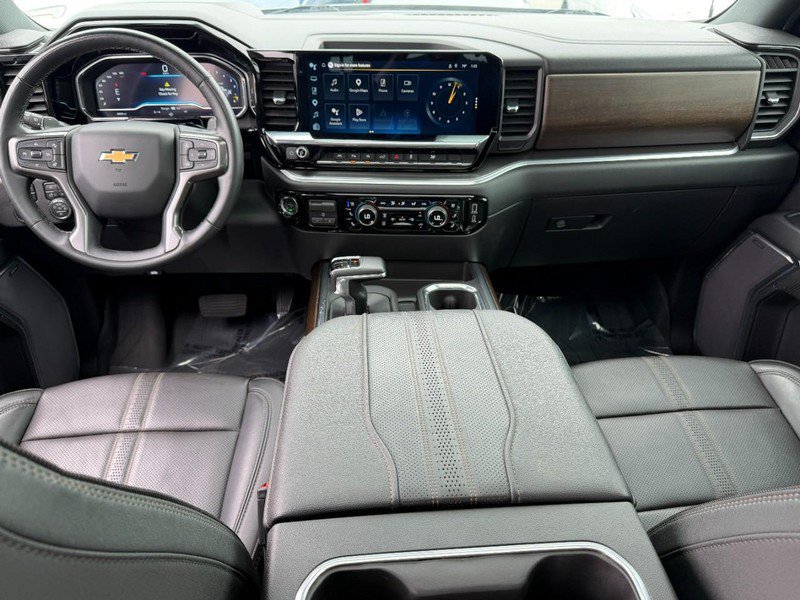 Used 2023 Chevrolet Silverado 1500 High Country w/ High Country Premium Package AWD/4WD image 12