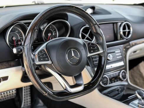 Used 2017 Mercedes-Benz SL 450 image 10