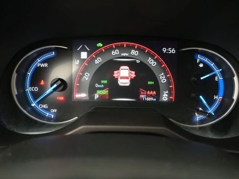 Used 2024 Toyota RAV4 XSE w/ Weather Package AWD/4WD image 7