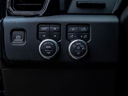 Used 2023 GMC Sierra 1500 AT4X w/ AT4X AEV Edition image 21