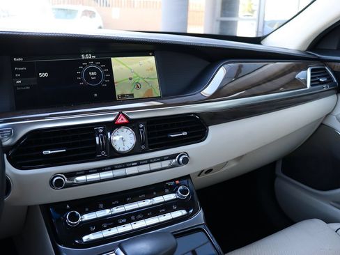 Used 2017 Genesis G90 3.3T Premium RWD image 46