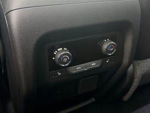 New 2026 Chevrolet Traverse RS image 29