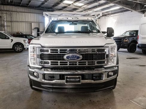 New 2025 Ford F450 XL w/ XL Chrome Package image 10