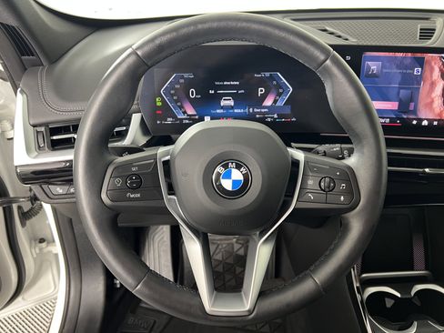 Used 2025 BMW X1 xDrive28i w/ Technology Package AWD/4WD image 27