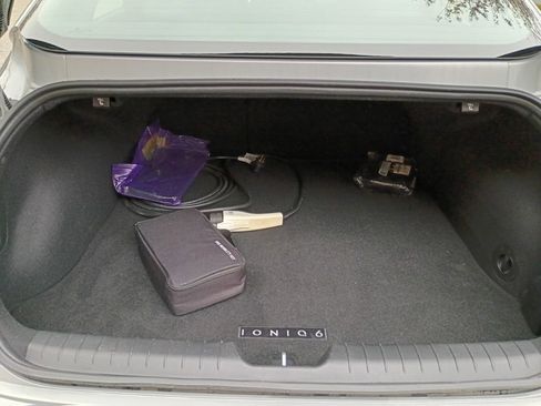 Used 2023 Hyundai Ioniq 6 SE image 12