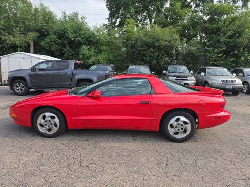 Used 1993 Pontiac Firebird Coupe RWD image 3