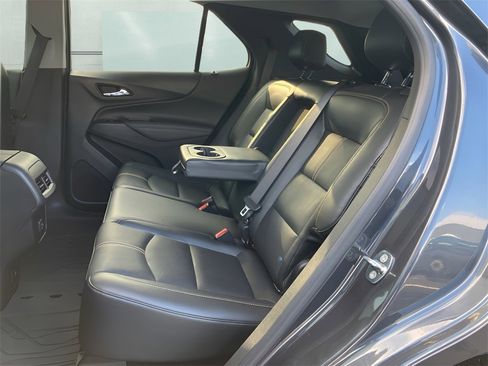 Used 2022 Chevrolet Equinox Premier w/ LPO, Floor Liner Package image 31