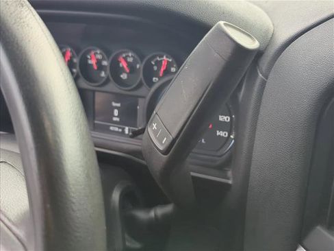 Used 2021 GMC Sierra 1500 2WD Crew Cab w/ Sierra Value Package image 13