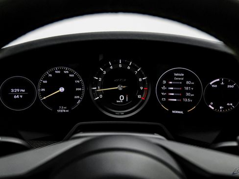 Used 2022 Porsche 911 GT3 image 71