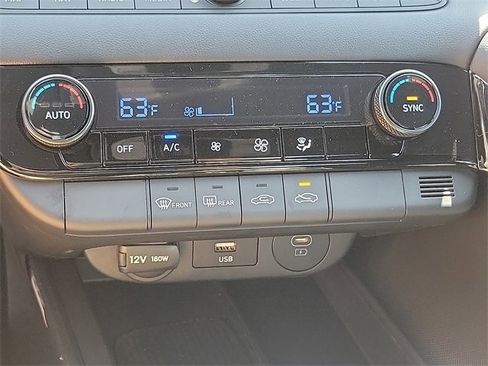 New 2025 Hyundai Elantra SEL image 10