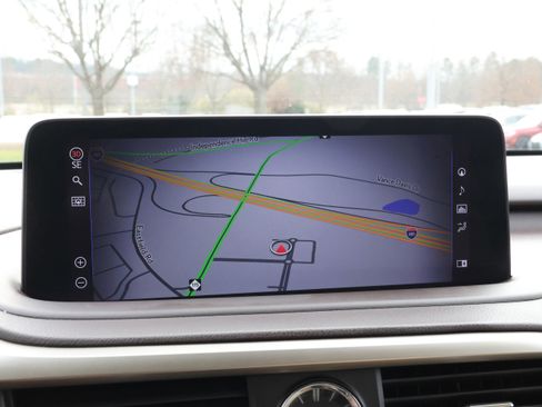 Used 2020 Lexus RX 350L FWD w/ Premium Package image 23