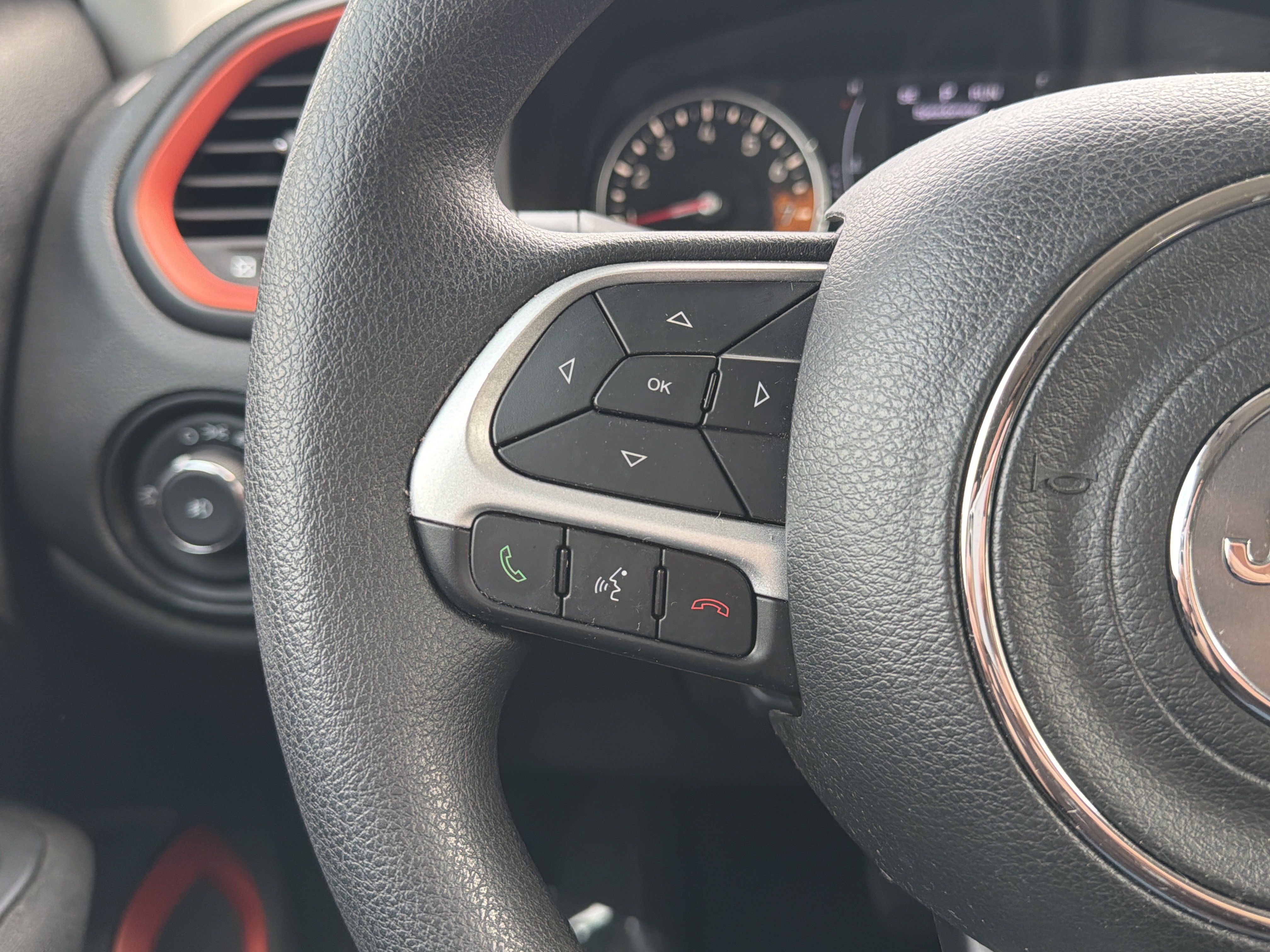 Used 2018 Jeep Renegade Sport w/ Power & Air Group AWD/4WD image 18
