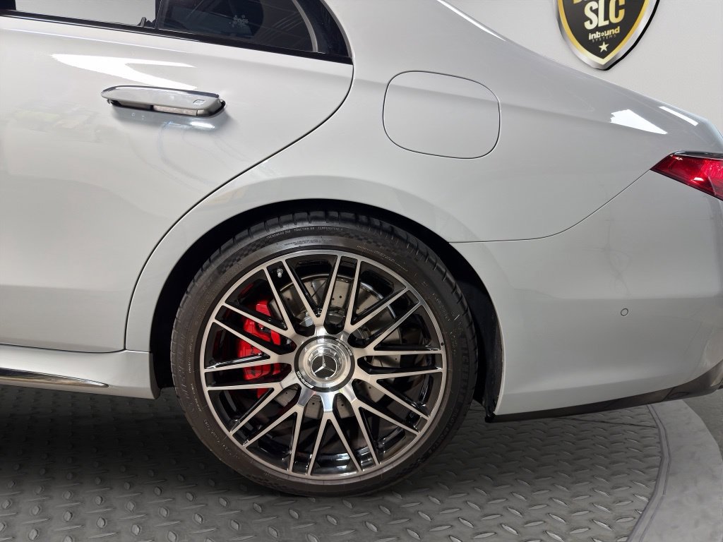 Used 2024 Mercedes-Benz S 63 AMG S w/ Rear Seat Package image 28