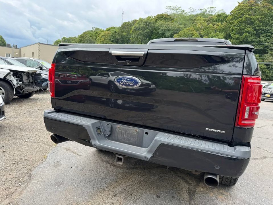 Used 2015 Ford F150 Lariat AWD/4WD image 8