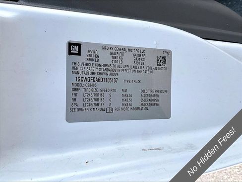 Used 2013 Chevrolet Express 2500 w/ Chrome Appearance Package RWD image 22