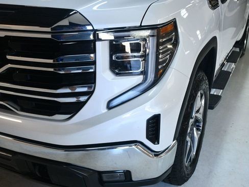 Used 2023 GMC Sierra 1500 SLT w/ SLT Premium Package image 14