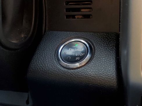 Used 2016 Ford F150 Lariat w/ Equipment Group 501A Mid image 23