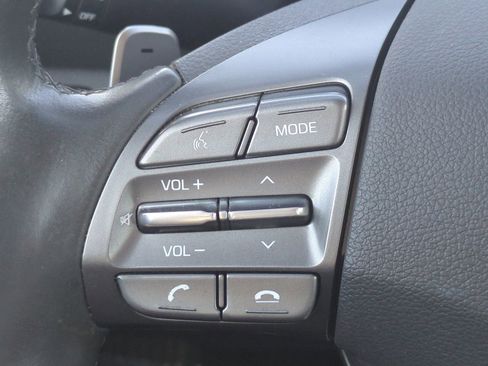 Used 2022 Hyundai Ioniq SE image 21