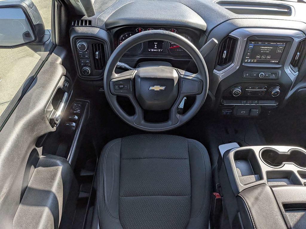 Used 2019 Chevrolet Silverado 1500 Custom w/ Custom Value Package AWD/4WD image 16