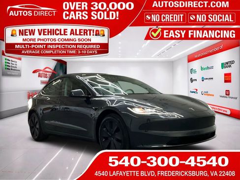 Used 2024 Tesla Model 3 Long Range RWD image 1