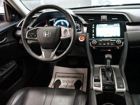 Used 2018 Honda Civic Touring image 12