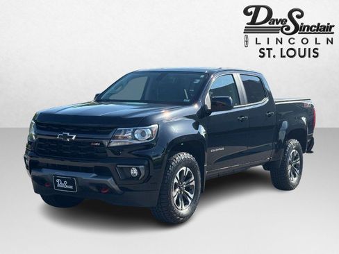 Used 2022 Chevrolet Colorado Z71 AWD/4WD image 7