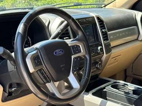 Used 2019 Ford F250 Lariat w/ Lariat Value Package AWD/4WD image 15
