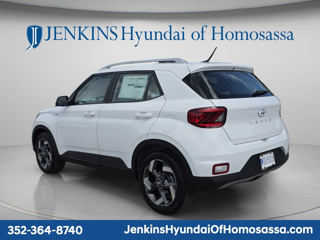 New 2026 Hyundai Venue SEL FWD image 6