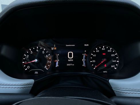 Used 2025 Jeep Compass Limited image 40