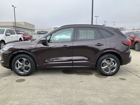 Certified 2023 Ford Escape ST-Line Select w/ Tech Pack #2 AWD/4WD image 2