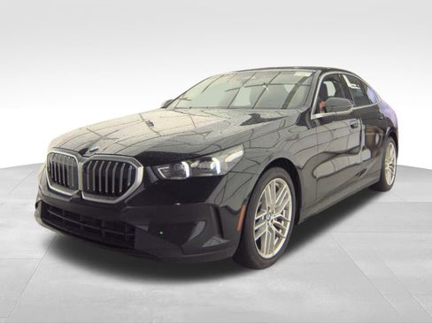 Used 2024 BMW 530i RWD image 24