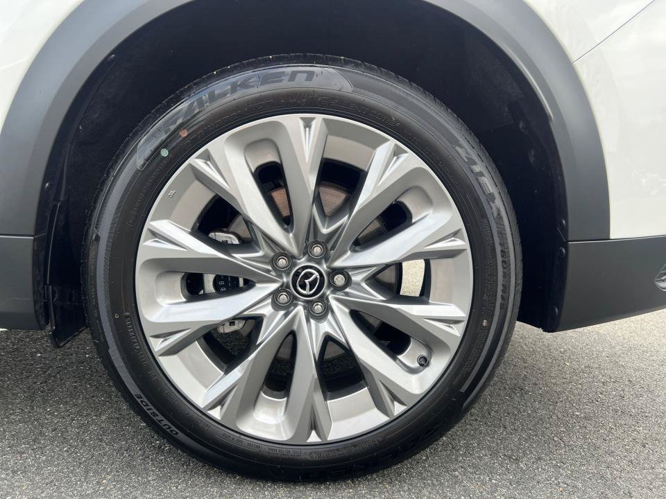 Certified 2026 MAZDA CX-90 Plug-In Hybrid w/ Preferred AWD/4WD image 22