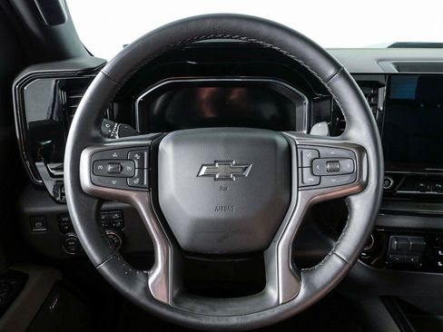Used 2022 Chevrolet Silverado 1500 ZR2 w/ Technology Package AWD/4WD image 10