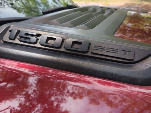 Certified 2025 RAM 1500 Laramie w/ Sport Appearance Package AWD/4WD image 13