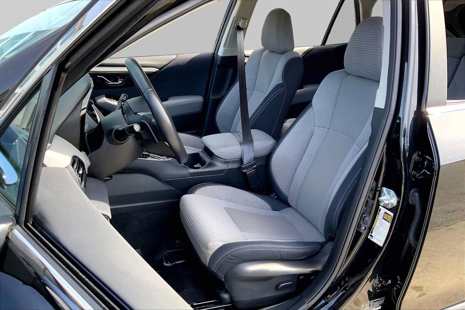 Certified 2024 Subaru Outback Premium AWD/4WD image 9