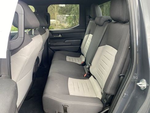 Used 2024 Toyota Tacoma TRD Off-Road image 18