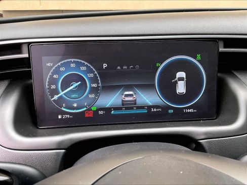 Used 2024 Hyundai Tucson Limited image 44