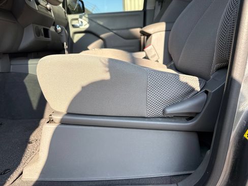 Used 2019 Nissan Frontier SV RWD image 24