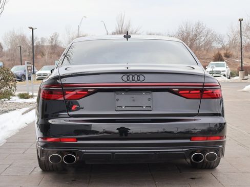 Used 2024 Audi S8 4.0T image 6