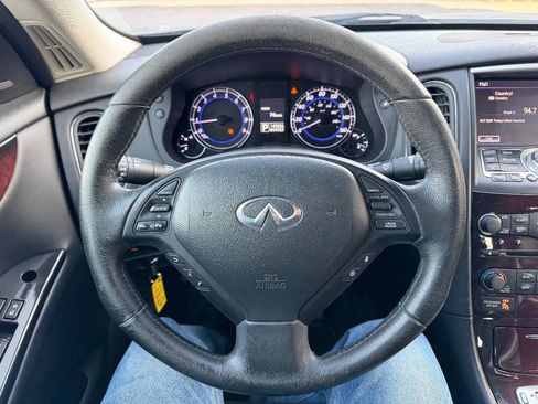 Used 2012 INFINITI EX35 Journey w/ Premium Pkg image 19