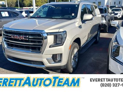 Used 2021 GMC Yukon XL SLT w/ SLT Luxury Plus Package