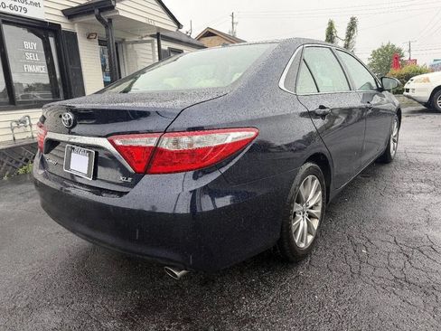 Used 2015 Toyota Camry XLE FWD image 9