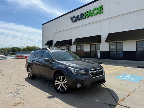 Used 2018 Subaru Outback 2.5i Limited AWD/4WD image 1